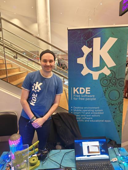 The KDE stand at 38c3